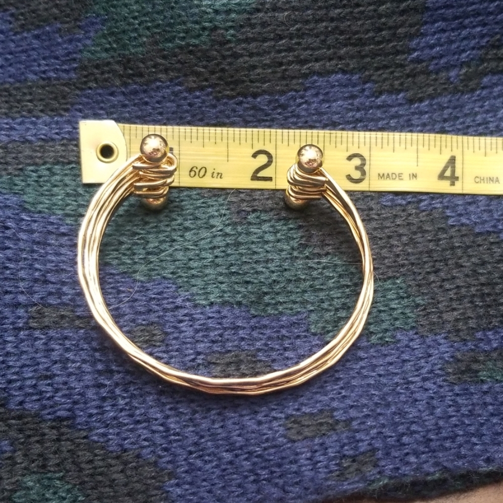 GOLD TONE 🌟 BRACELET - Picture 6 of 6